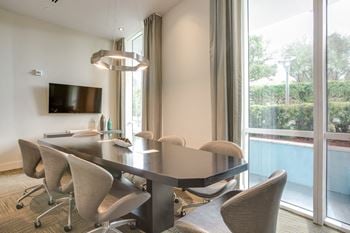 Amenities-executive conference room